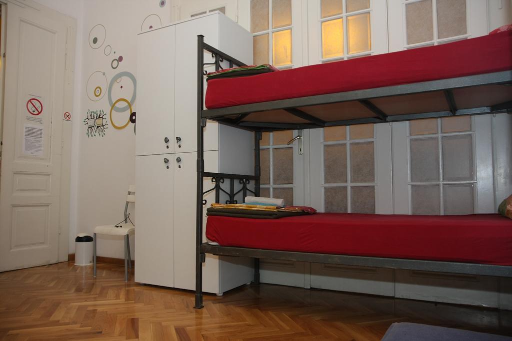 בלגרד Time Hostel חדר תמונה